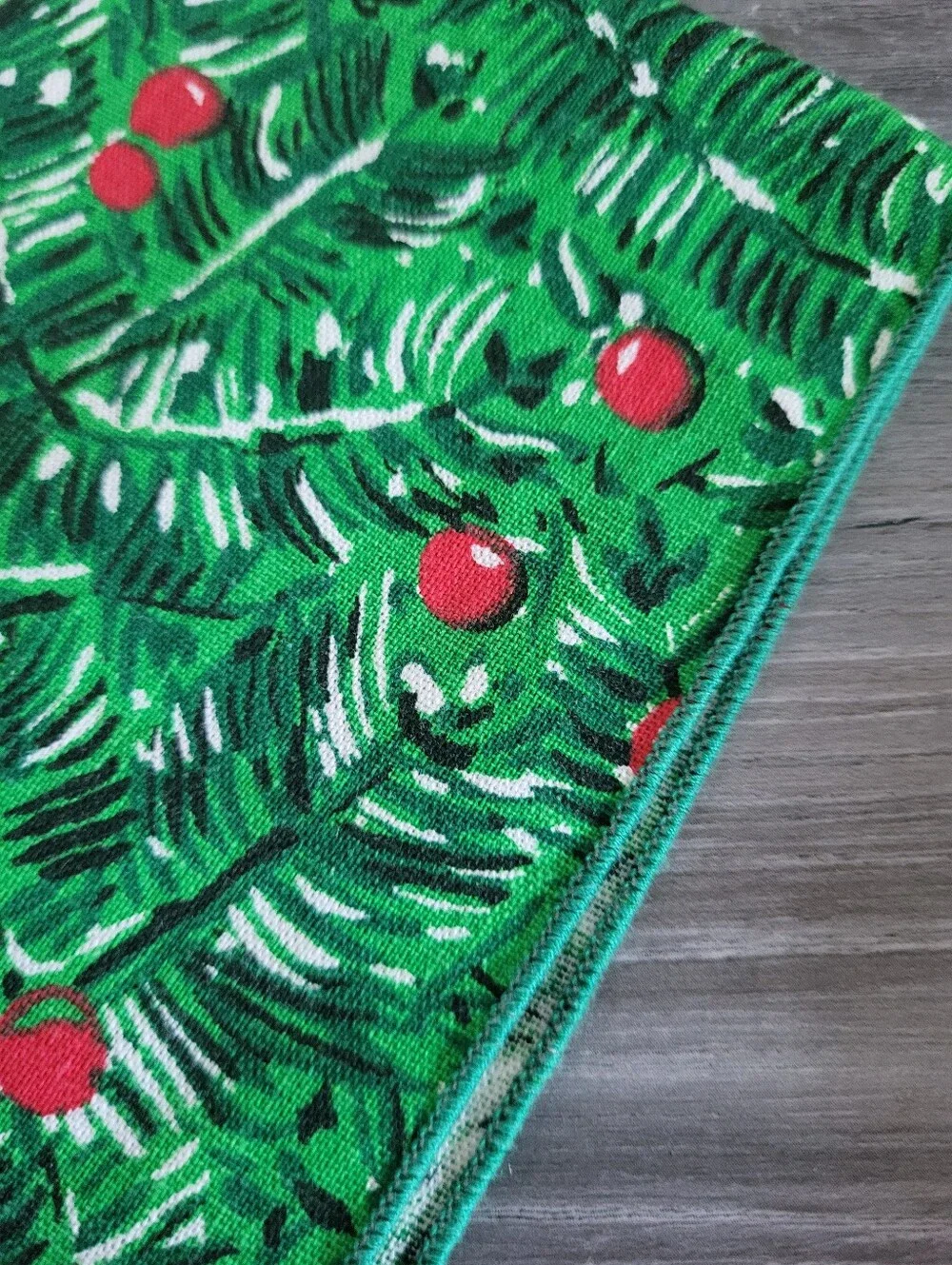Vintage Holiday Square Cotton Napkins Set Of 5 Green/Red
